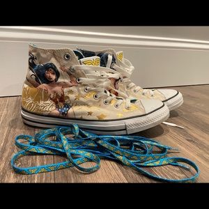 Wonder Woman Converse